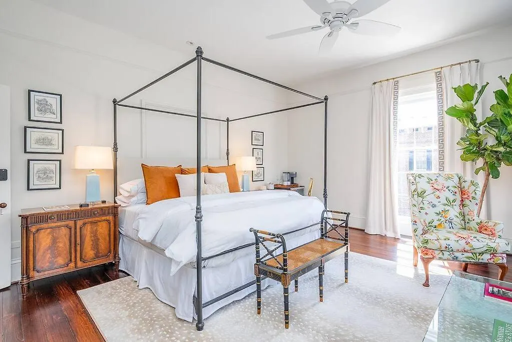 Luxury Suite Overlooking Taylor Square - House On Taylor Square サバンナ 0*,